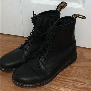 doc martens women’s smooth leather lace up boots